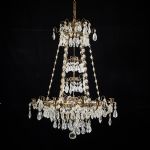 528913 Chandelier